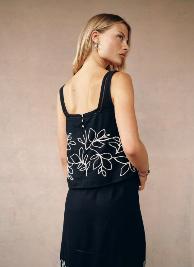 SQUARE NECK LADDER TRIM TOP