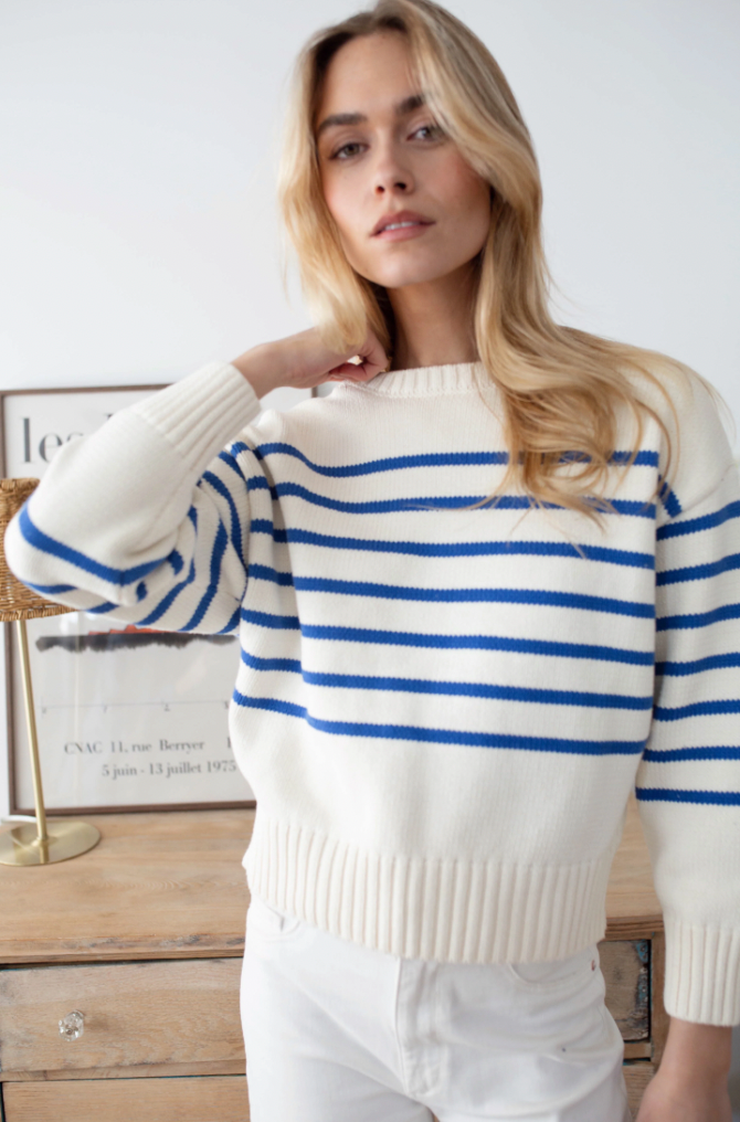 LAKE SWEATER