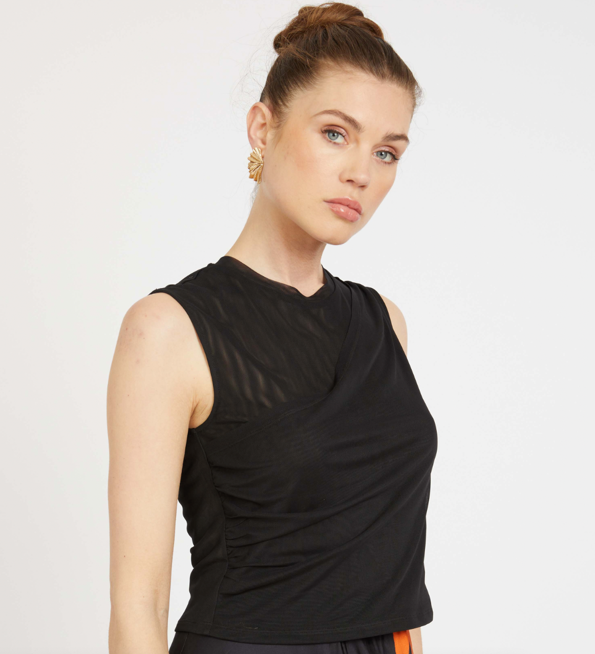 DEVI TOP