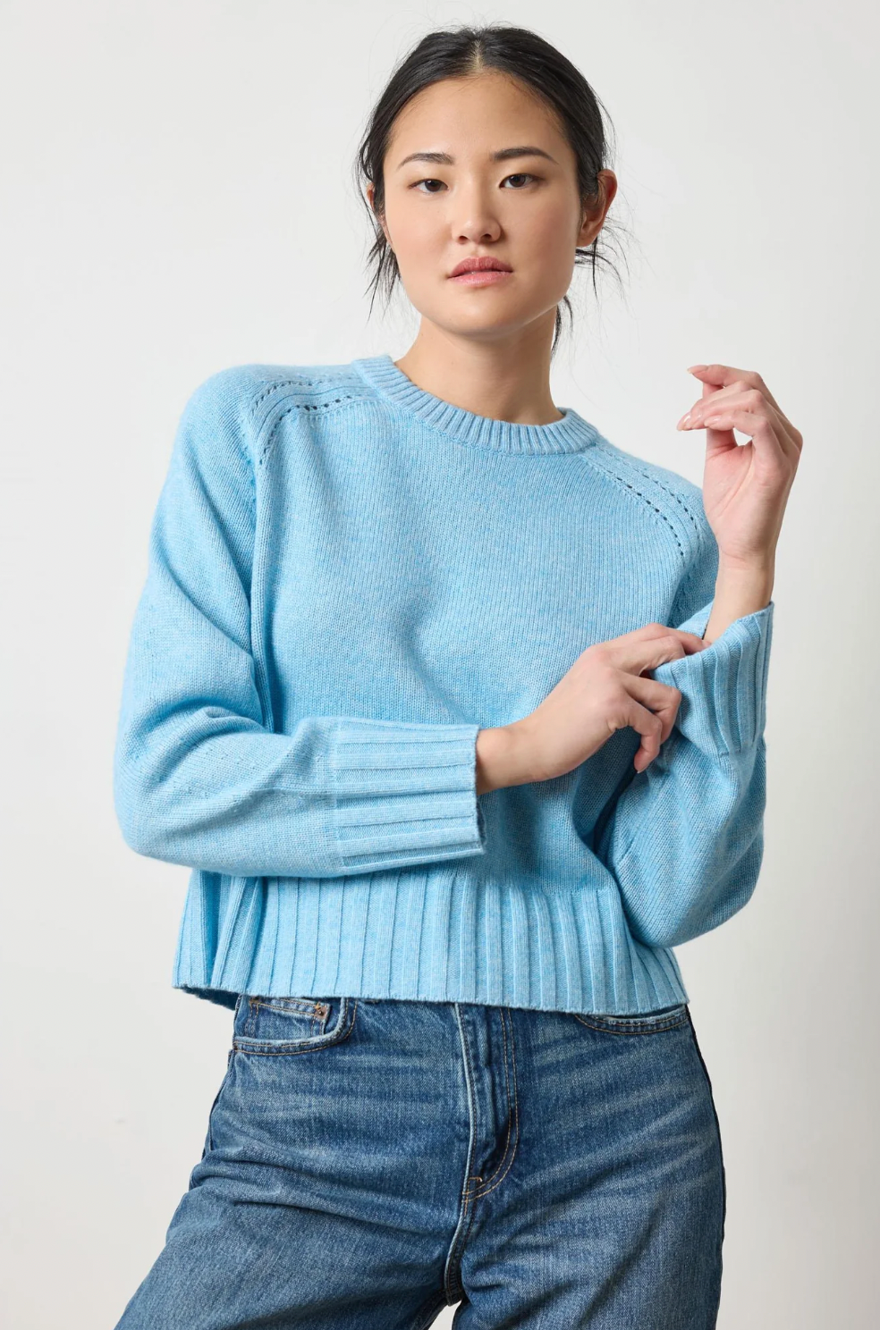 SADDLE SLEEVE CREWNECK SWEATER