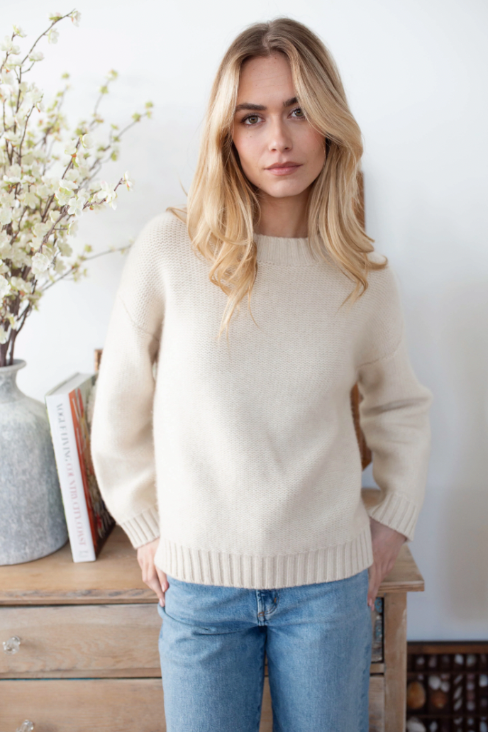 WINTER BEACH SWEATER