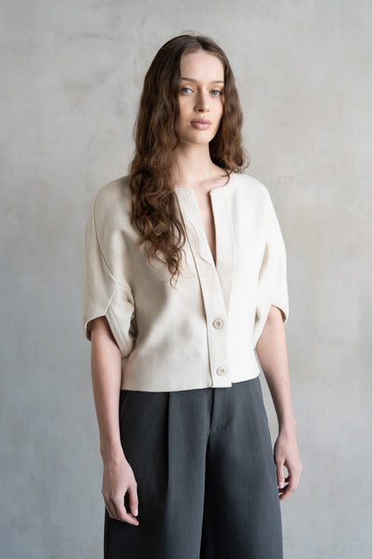 2 BUTTON SHORT SLEEVE CARDIGAN