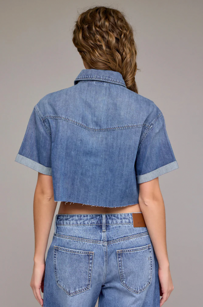 MEDIUM BOXY SUPER SOFT CROPPED SHIRT
