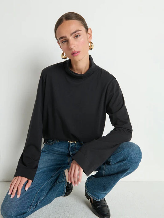 NEO MOCK NECK T-SHIRT
