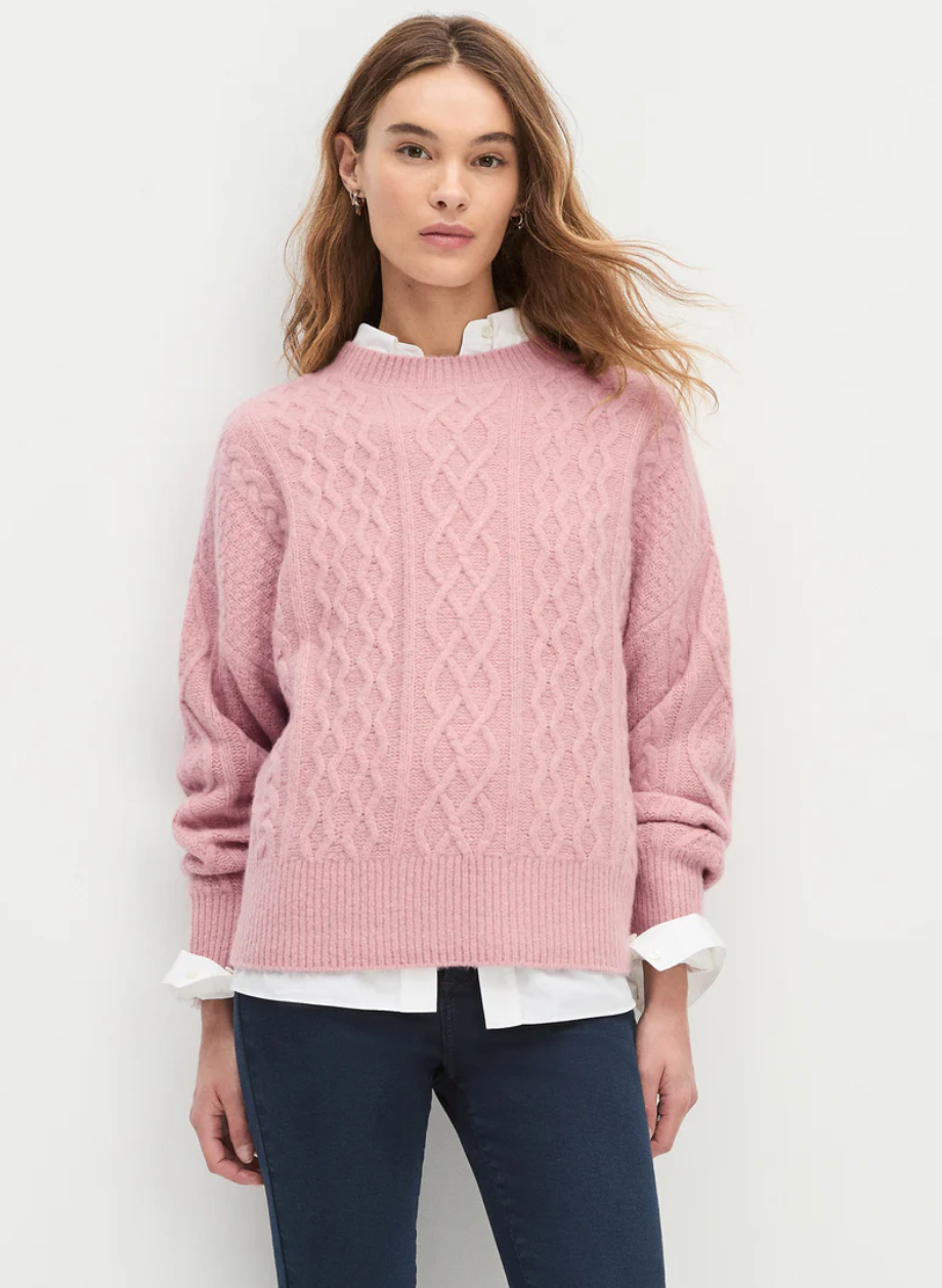 THE OVERSIZED CABLE SWEATER