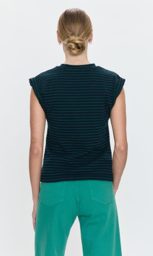 OLIVIA ROLLED SLEEVE TEE