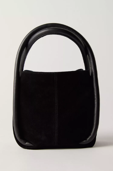 BARLOW BUCKET BAG