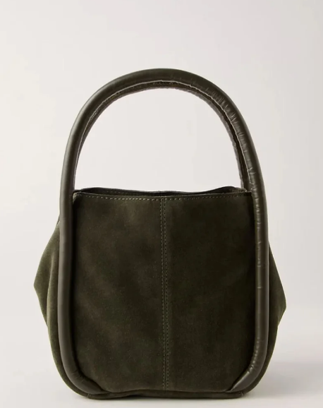 BARLOW BUCKET BAG