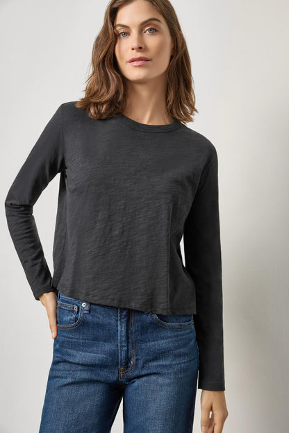 LONG SLEEVE CROPPED BOYFRIEND
