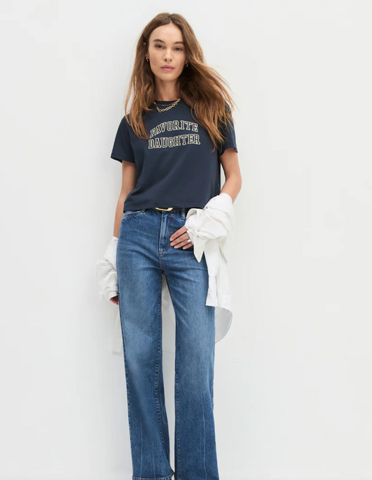 FAVORITE DAUGHTER CROPPED COLLEEGIATE TEE