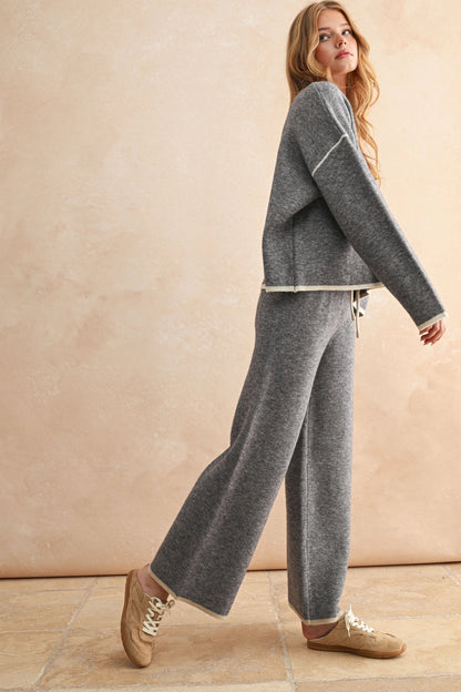 WIDE LEG SWEATER PANTS