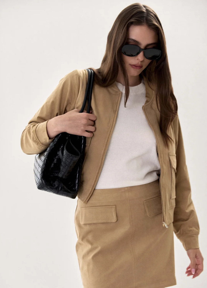 TAN BOMBER