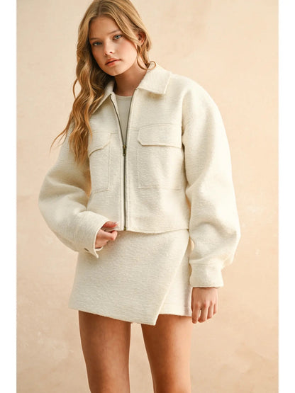 BIG POCKET FRONT ZIPPER CLOSURE JACKET