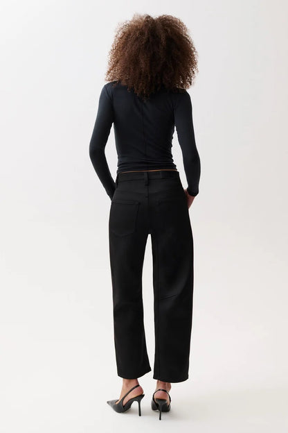 BEAU SATEEN SEAMED CRESCENT LEG