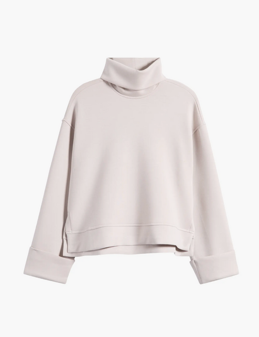 AIR ESSENTIALS CROPPED TURTLENECK