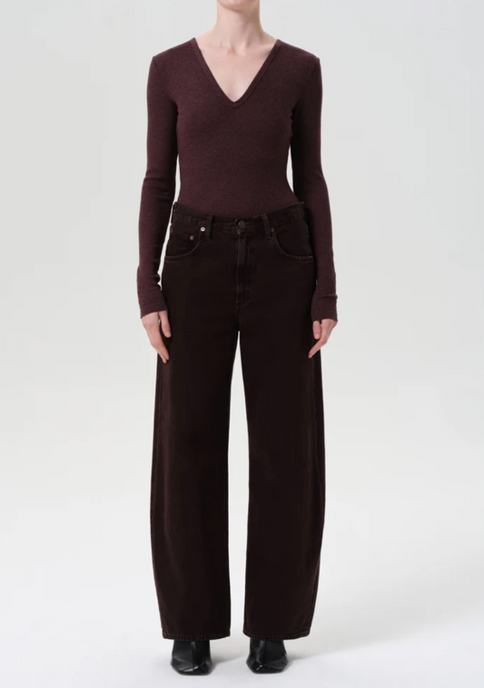 LOW CURVE JEAN IN BERRY