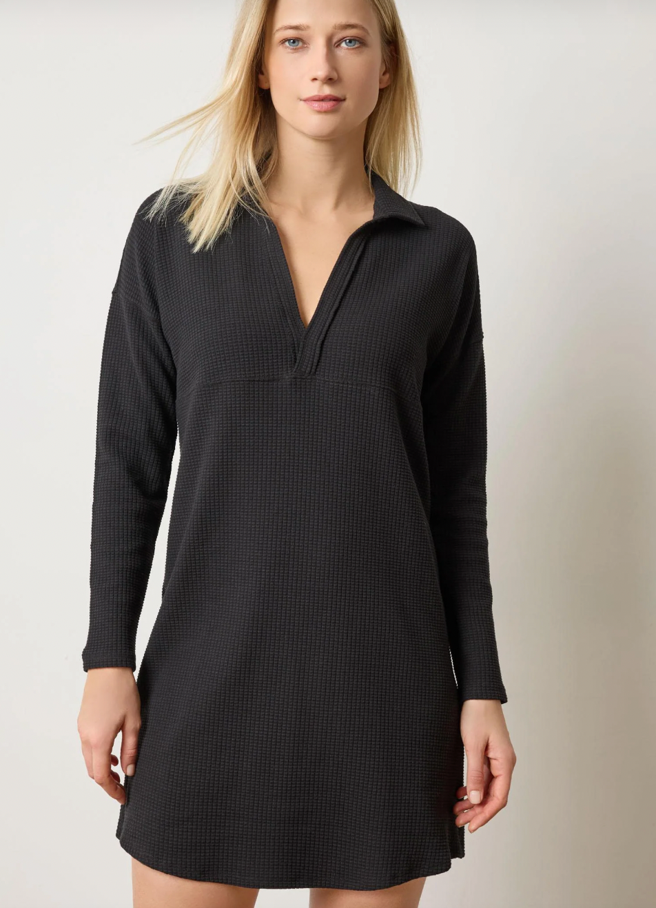 SPLIT NECK COLLARED DRESS