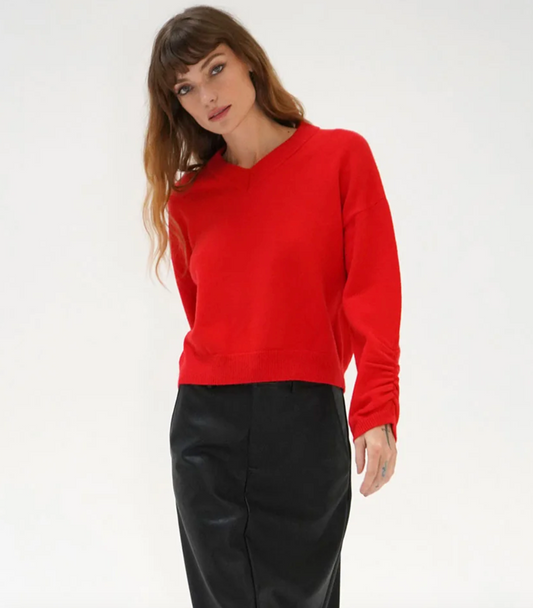 LATIGO V NECK SWEATER