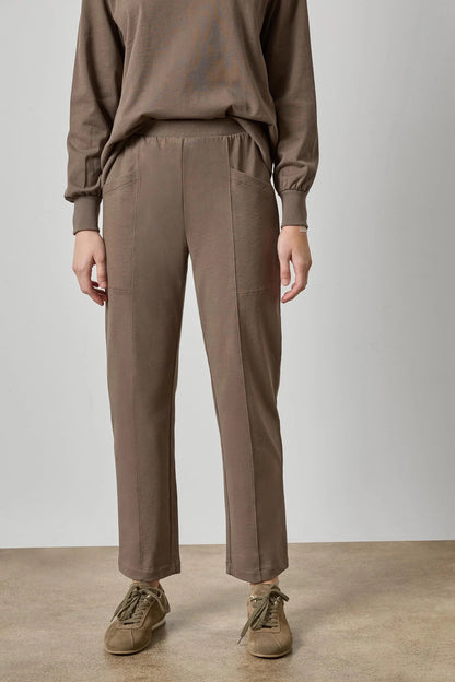 FRONT SEAMED POCKET PANT