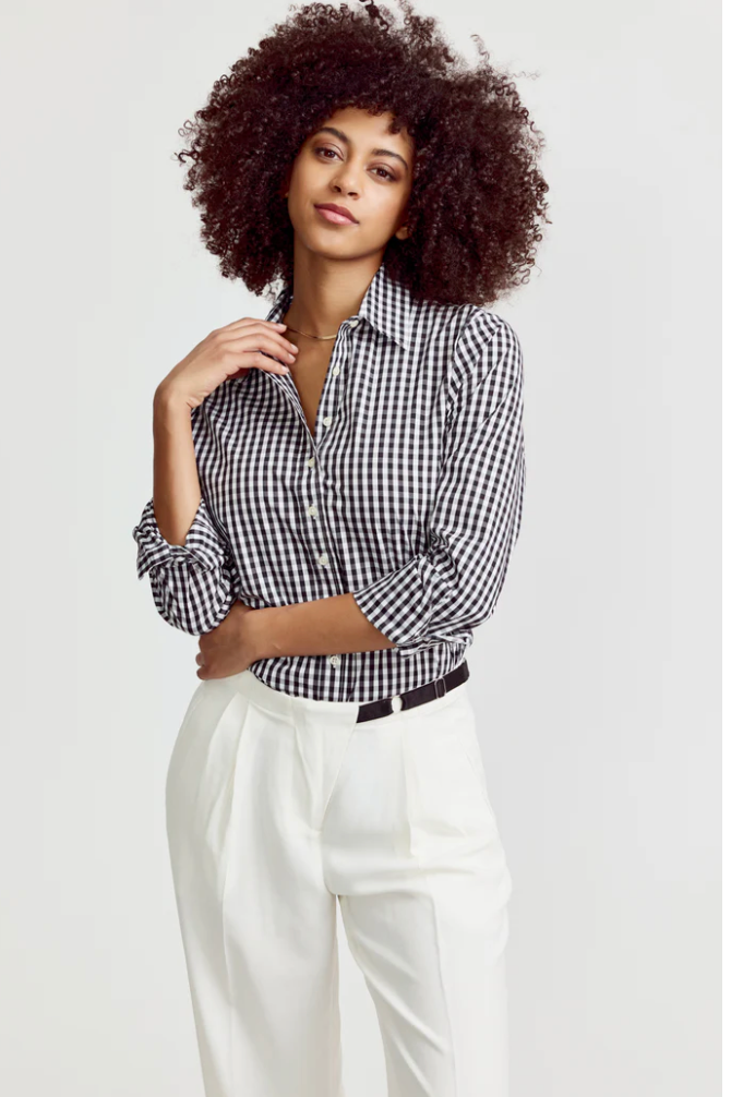 The Essentials Icon Shirt by The Shirt blends timeless style with perfect tailoring. Crisp, flattering, and versatile—your wardrobe staple, redefined.