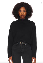 Load image into Gallery viewer, RELAXED TURTLENECK
