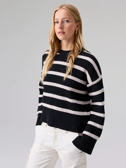 SEMI CROP SWEATER