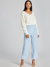Load image into Gallery viewer, DISTRESSED SHAKER V NECK
