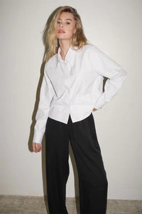 RAI BUTTON UP