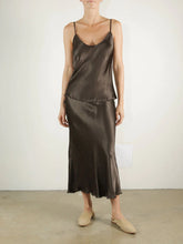 Load image into Gallery viewer, RILEY SKIRT

