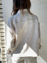 Load image into Gallery viewer, IZZY SHIRT
