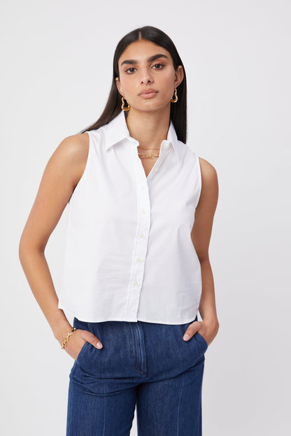 THE BOXY CROPPED SLEEVELESS SHIRT